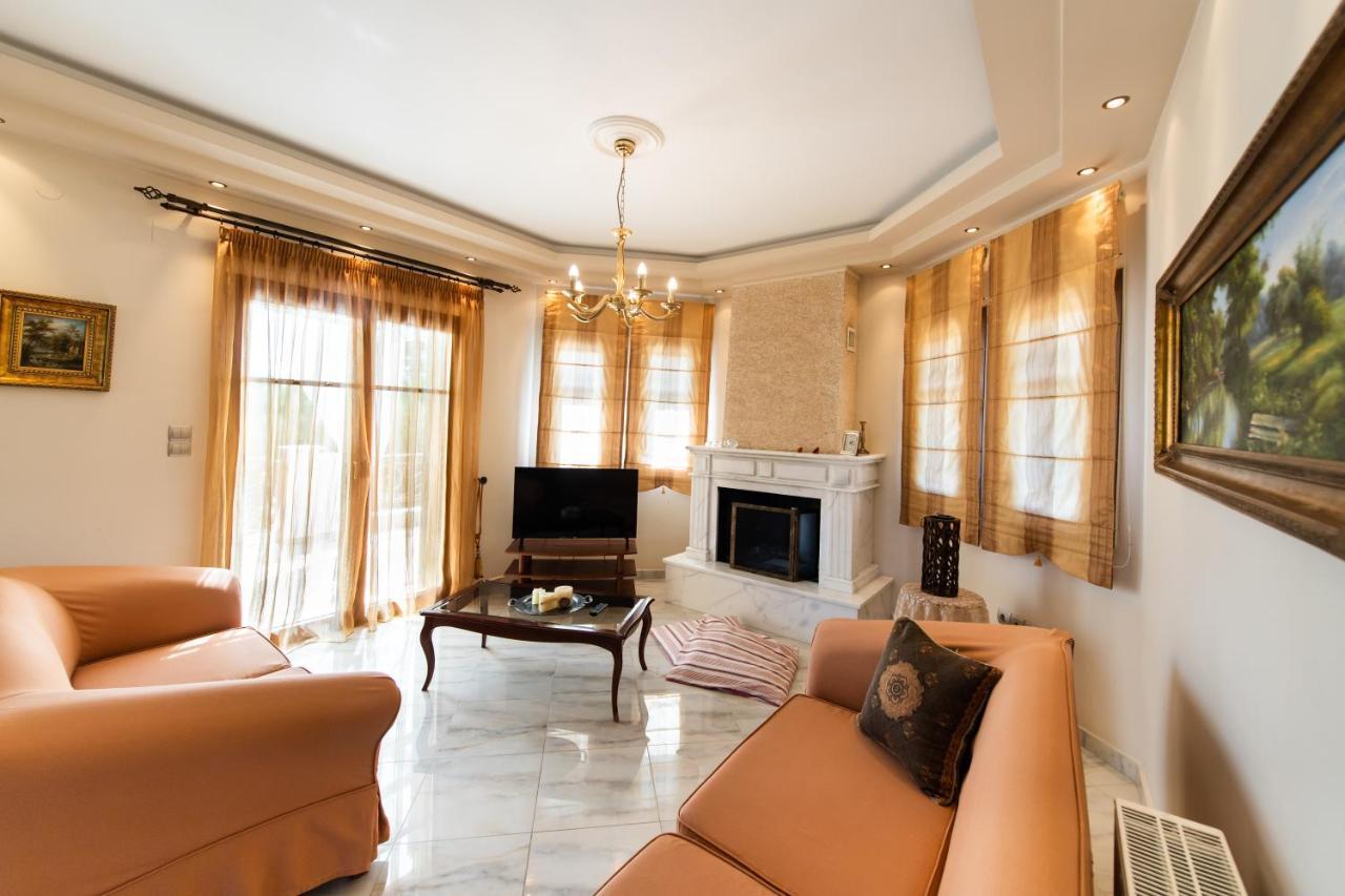 Luxury Rustic Mountain View Villa Lefkada City